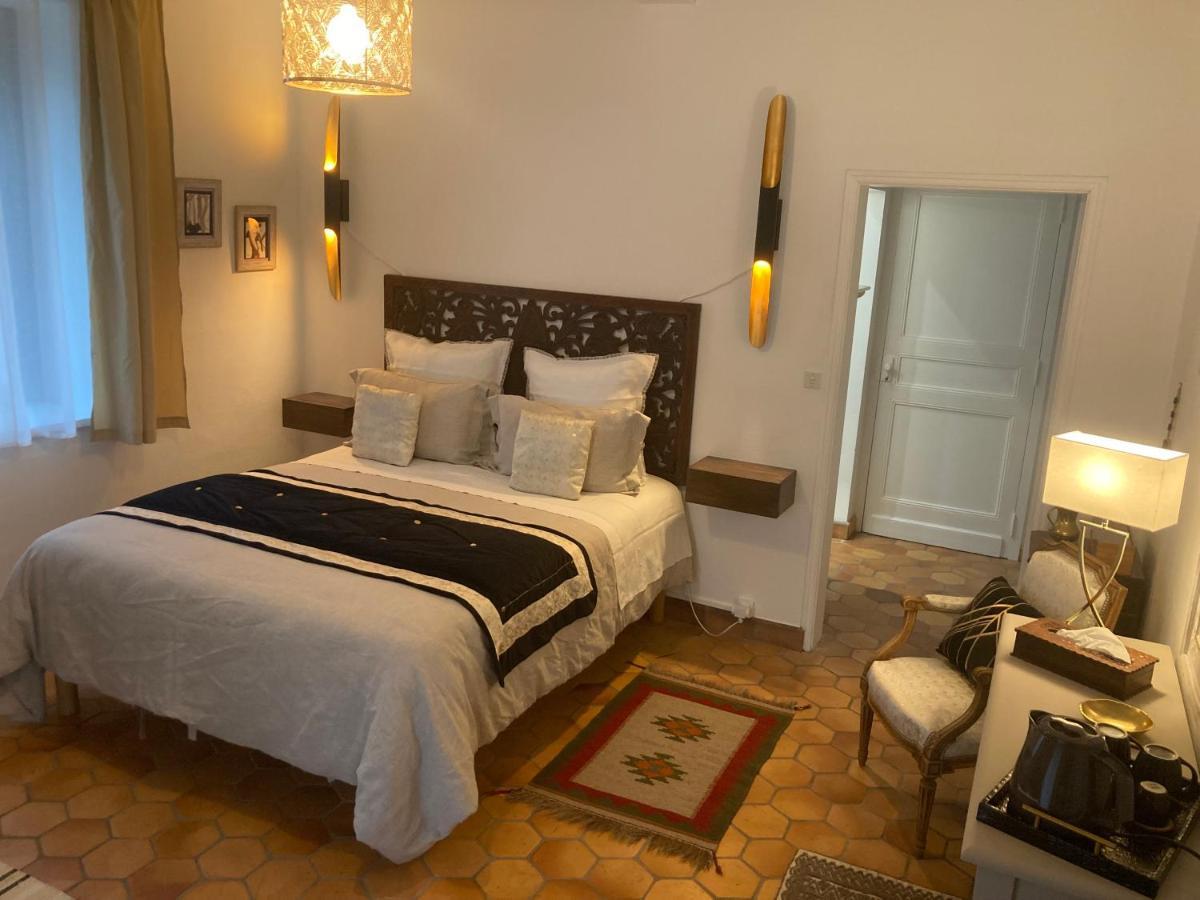 Chambre D'Hotes Les Roches Corme-Royal Exterior foto